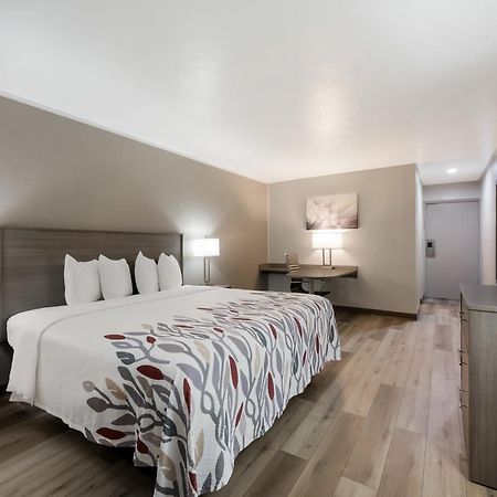 Red Roof Inn Madisonville Экстерьер фото