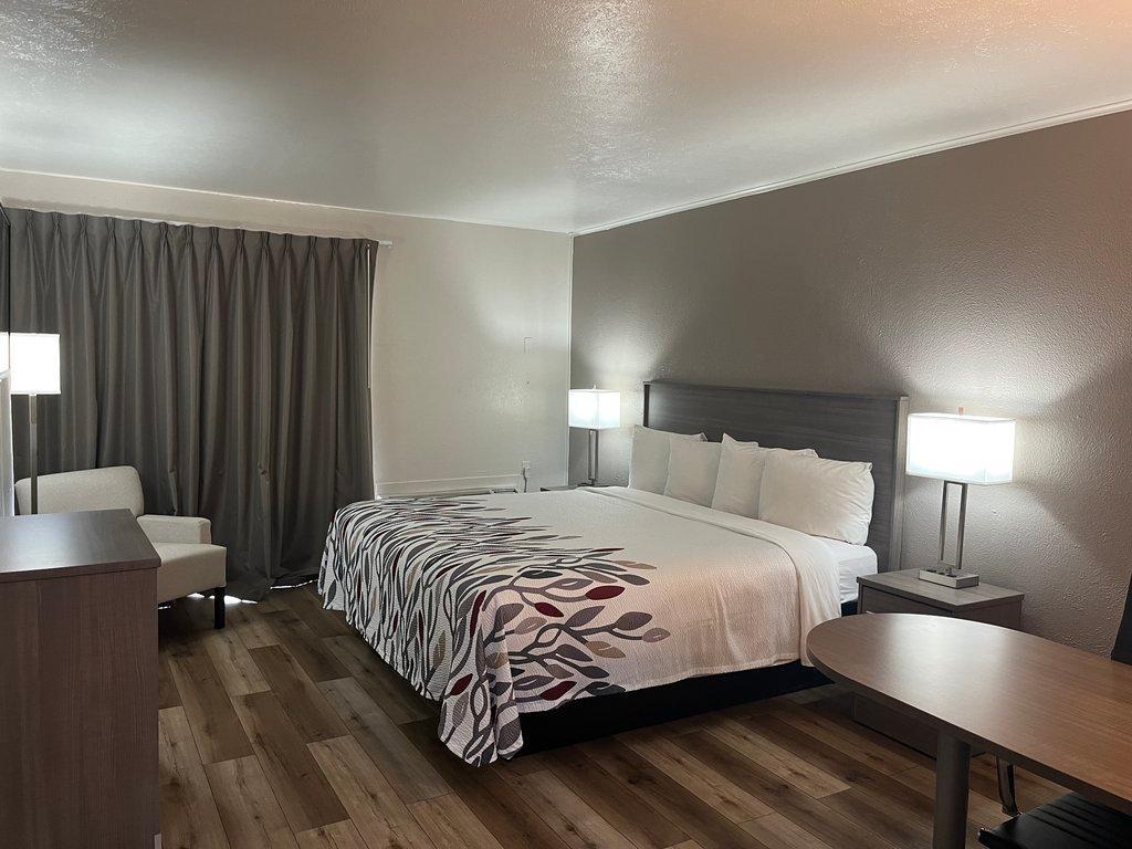 Red Roof Inn Madisonville Экстерьер фото