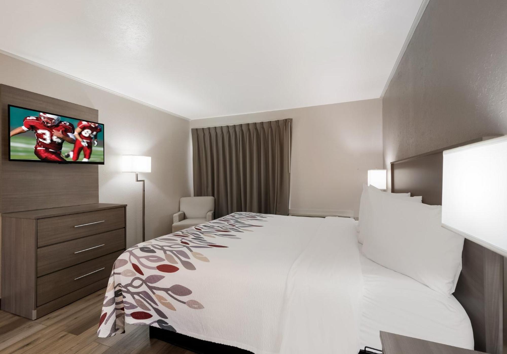 Red Roof Inn Madisonville Экстерьер фото