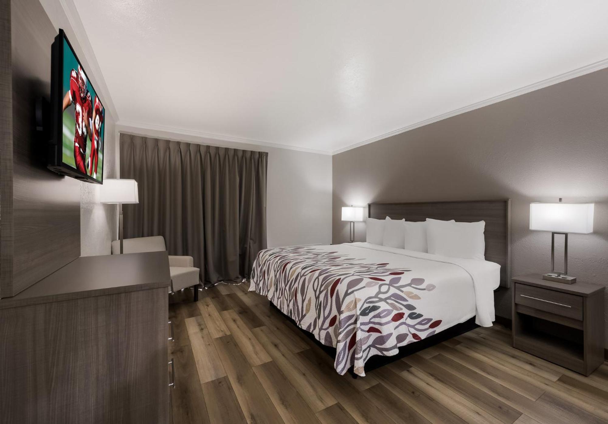 Red Roof Inn Madisonville Экстерьер фото