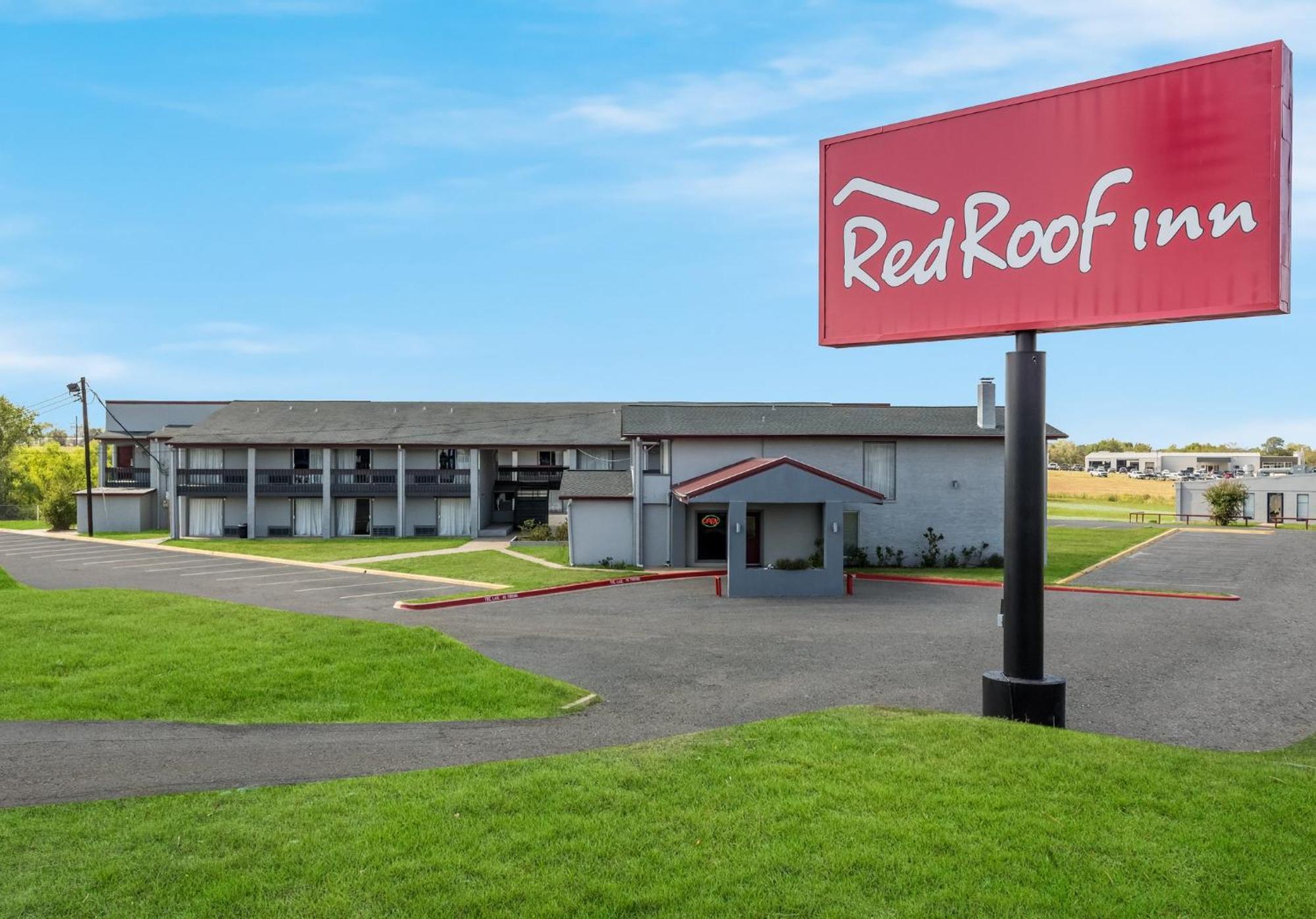 Red Roof Inn Madisonville Экстерьер фото